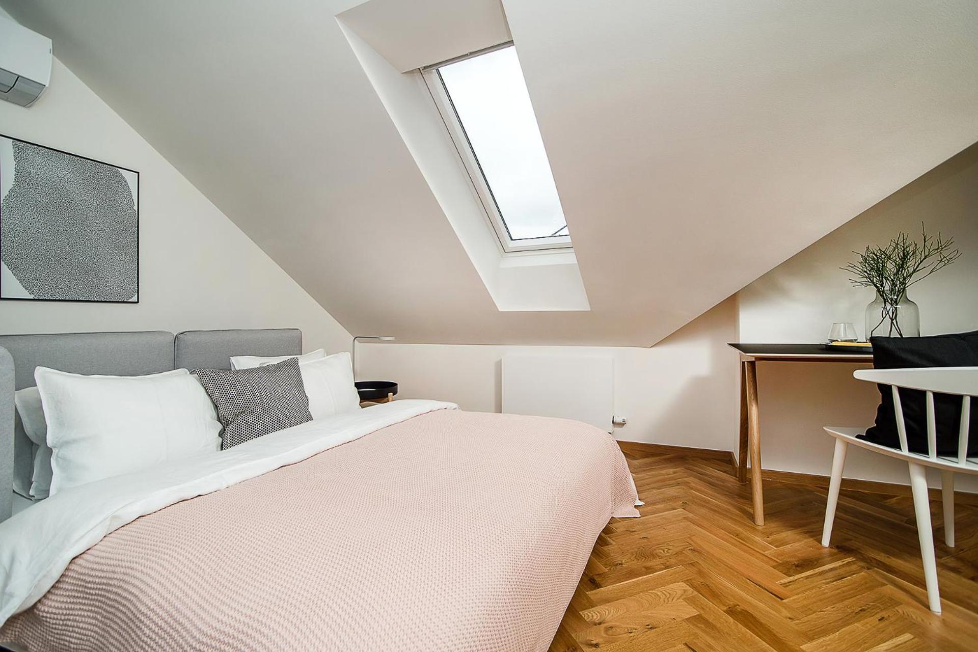 Large And Modern Apartment In The Heart Of Prague Exterior photo